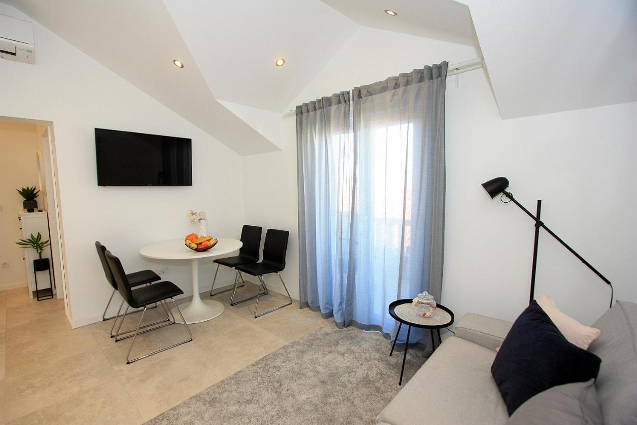 Apartman Ivana Supetar Exteriér fotografie